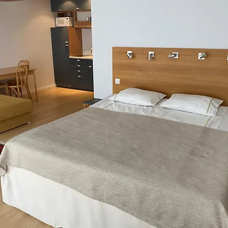 Tallinn Street * Kuressaare