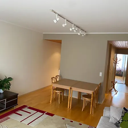 Tallinn Street Apartment *