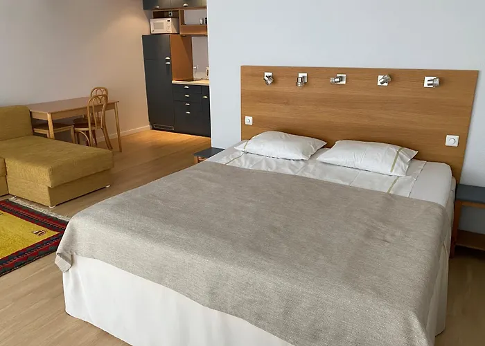 Tallinn Street * Kuressaare